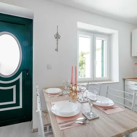 Nada Penzion Tribalj