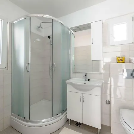 Nada Penzion Tribalj