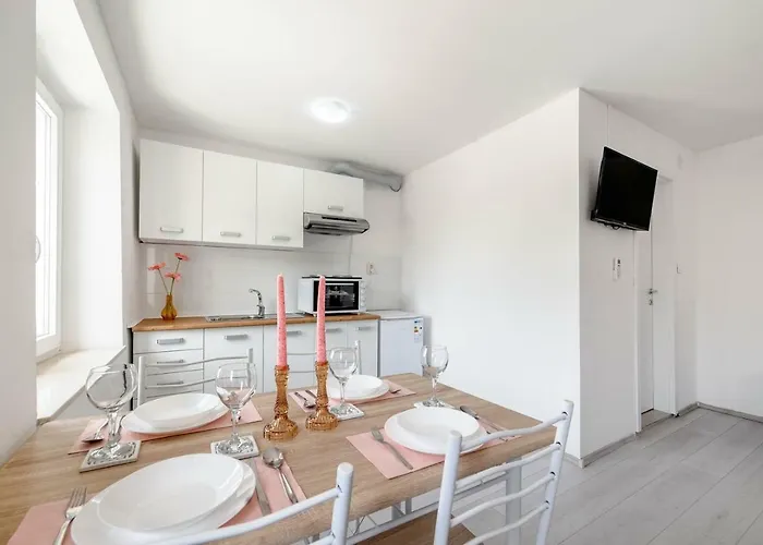 Nada בית הארחה 3*