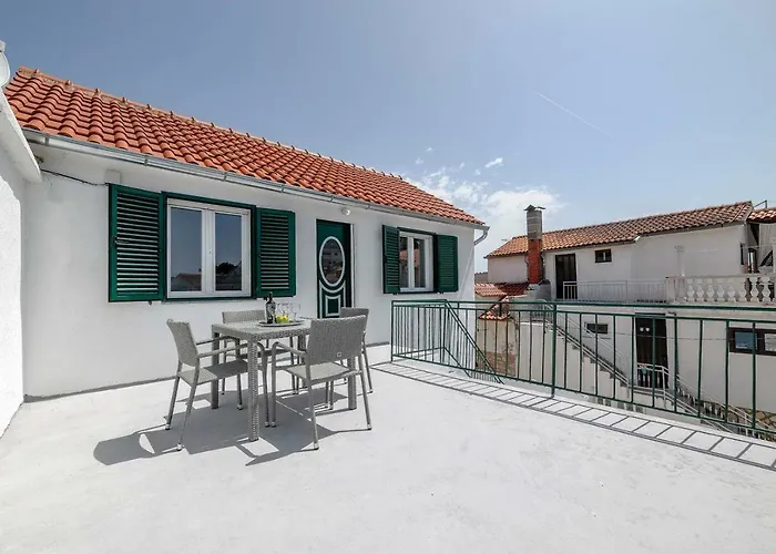 Casa de hóspedes Nada