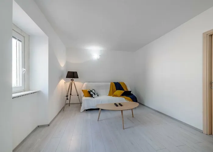 Nada בית הארחה Tribalj