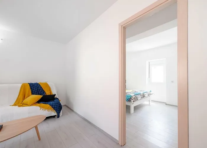 Nada בית הארחה 3*