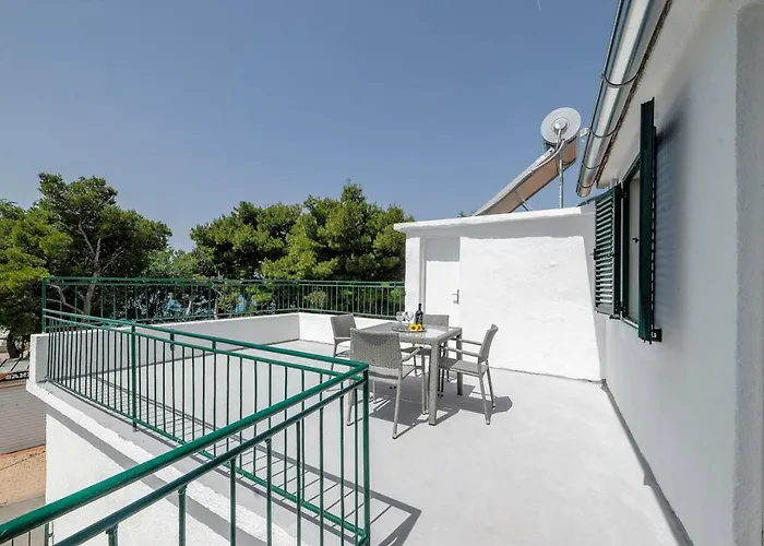 בית הארחה Nada Tribalj